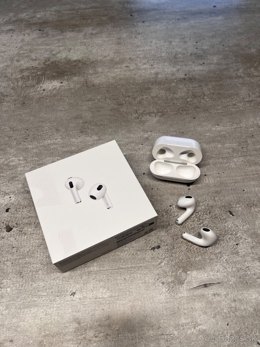 AirPods 2022 3. generácia - 2