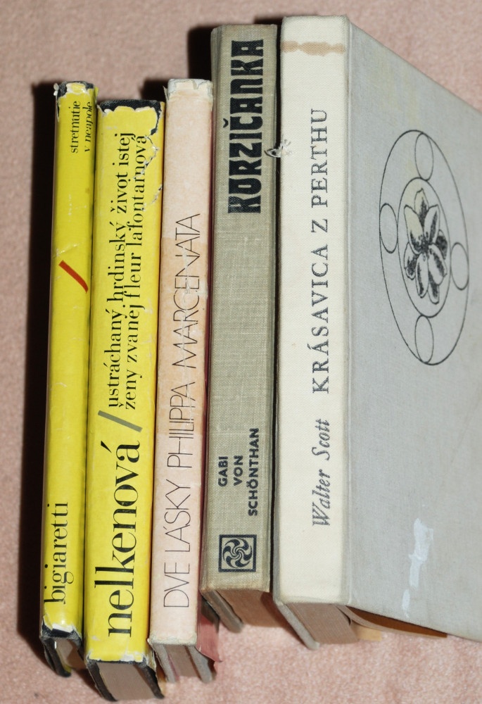 Staré knihy - romány - 2