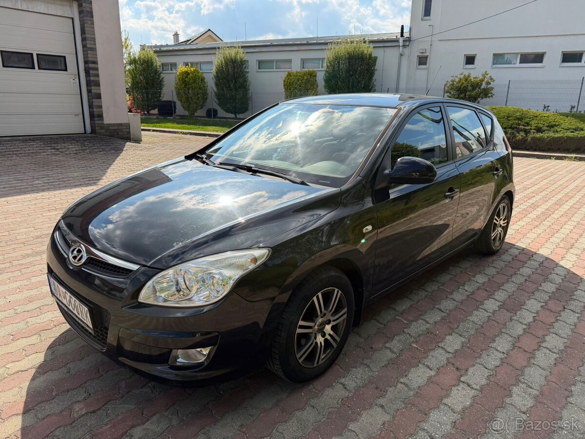 Hyundai i30 1.6 CVVT - 2