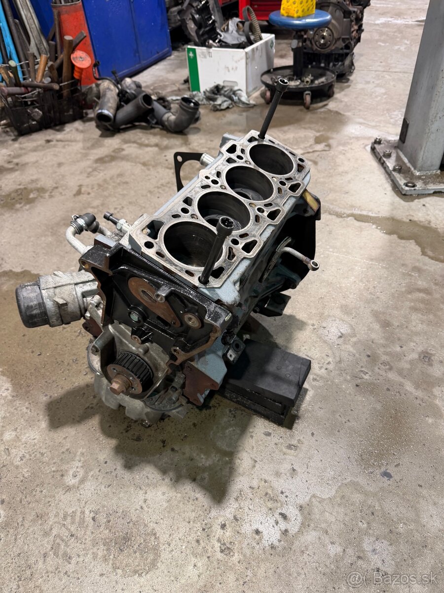 Blok motora - 2