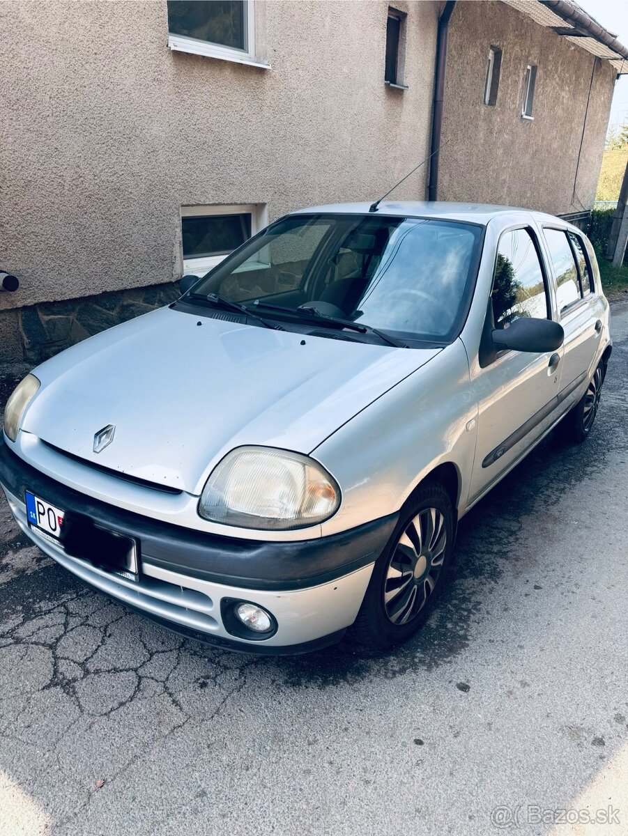 Renault Clio - 2