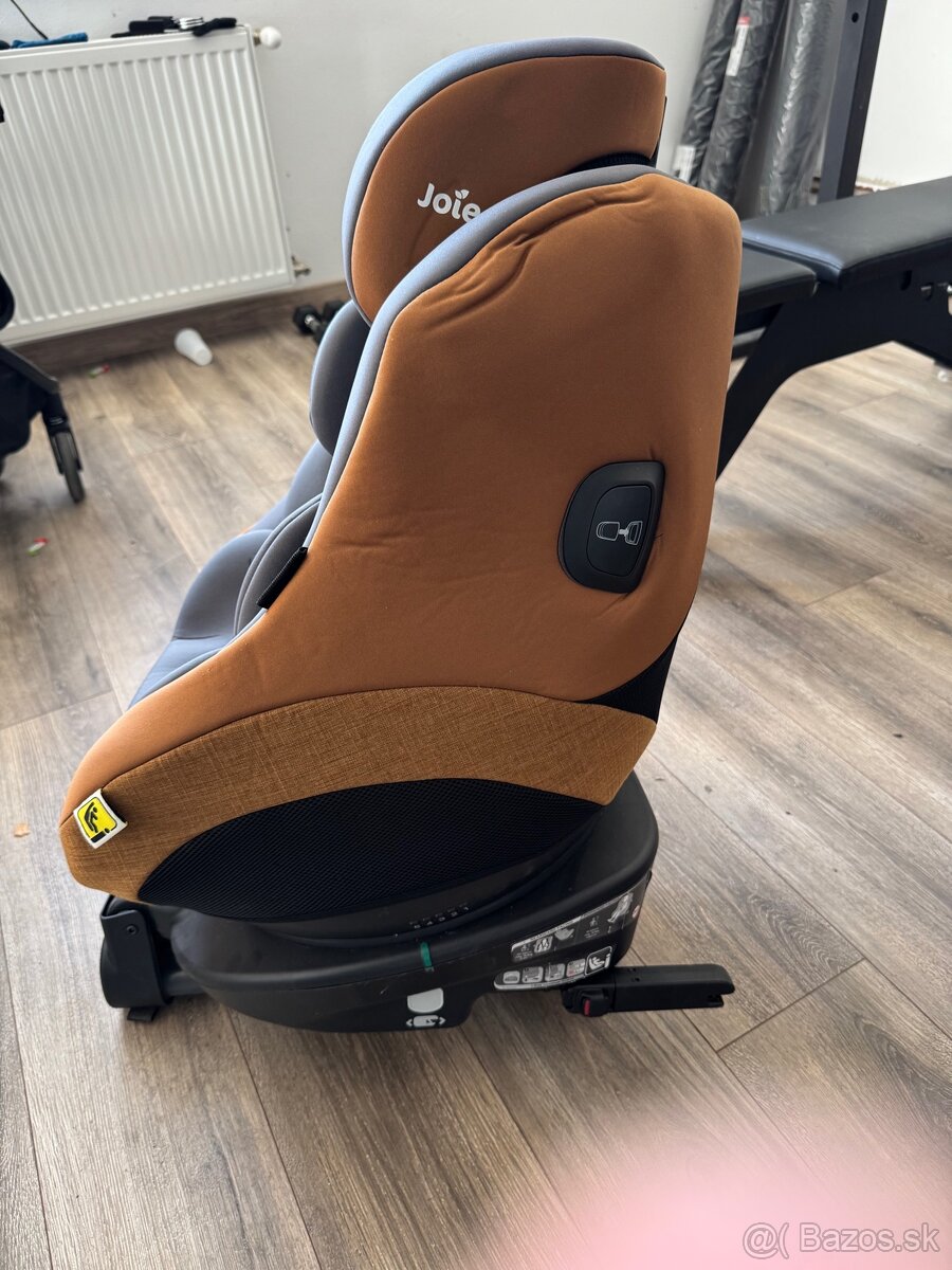 Autosedačka JOIE Spin 360 - 2