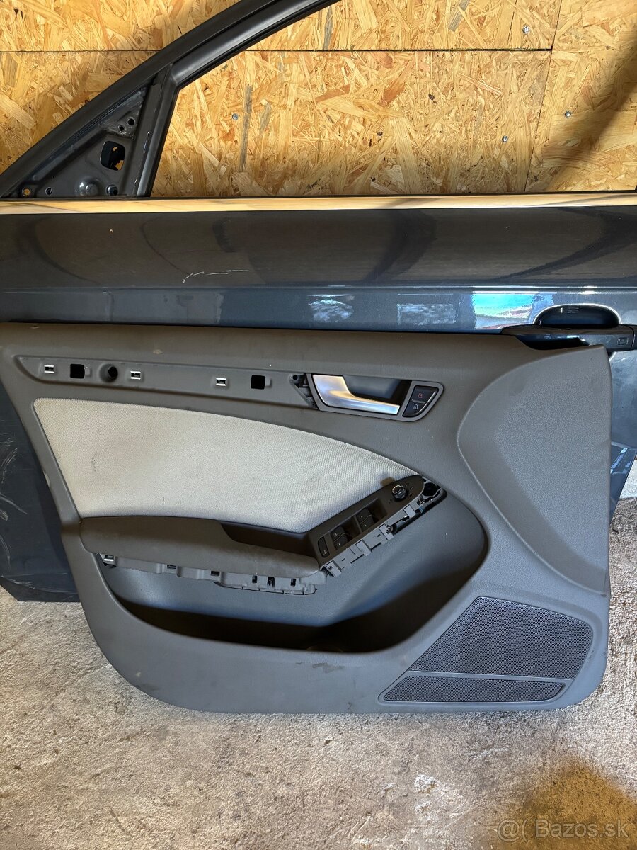 Predné ľavé dvere audi a4 b8 - 2