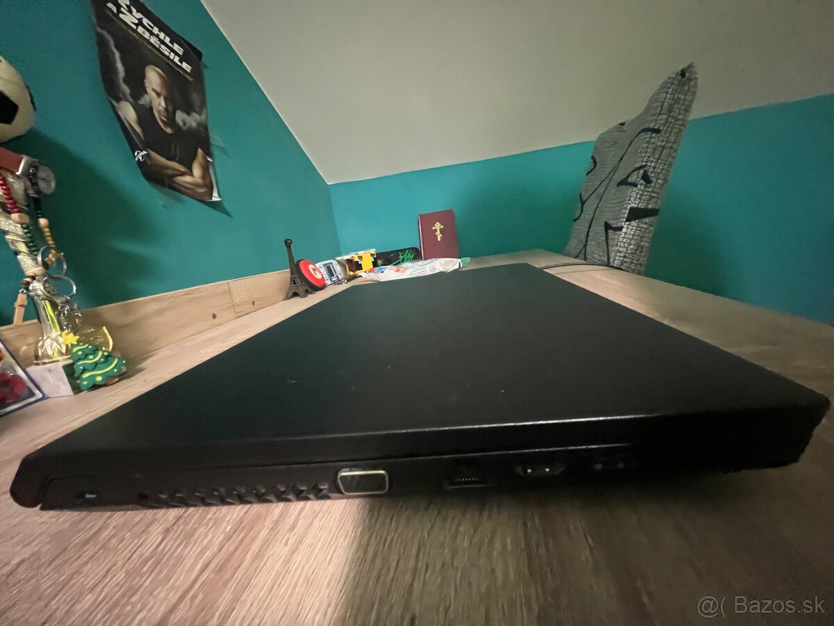 Lenovo B590 - 2