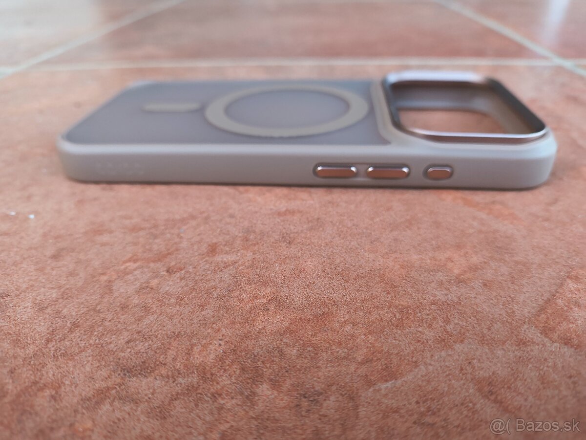 Kryt na Apple Iphone 17 Pro - 2