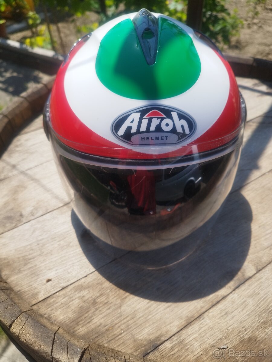 Prilba Airoh - 2