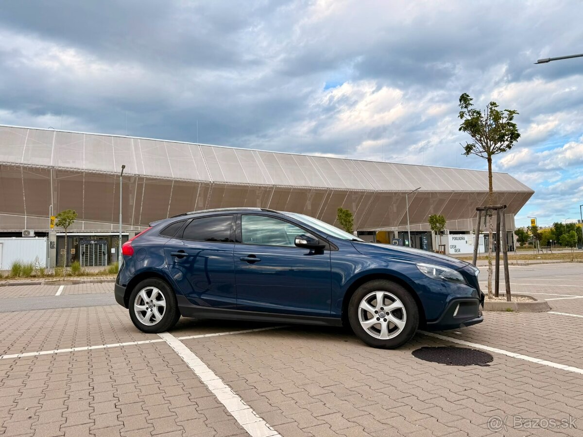 Volvo V40 Cross Country D2 - 2