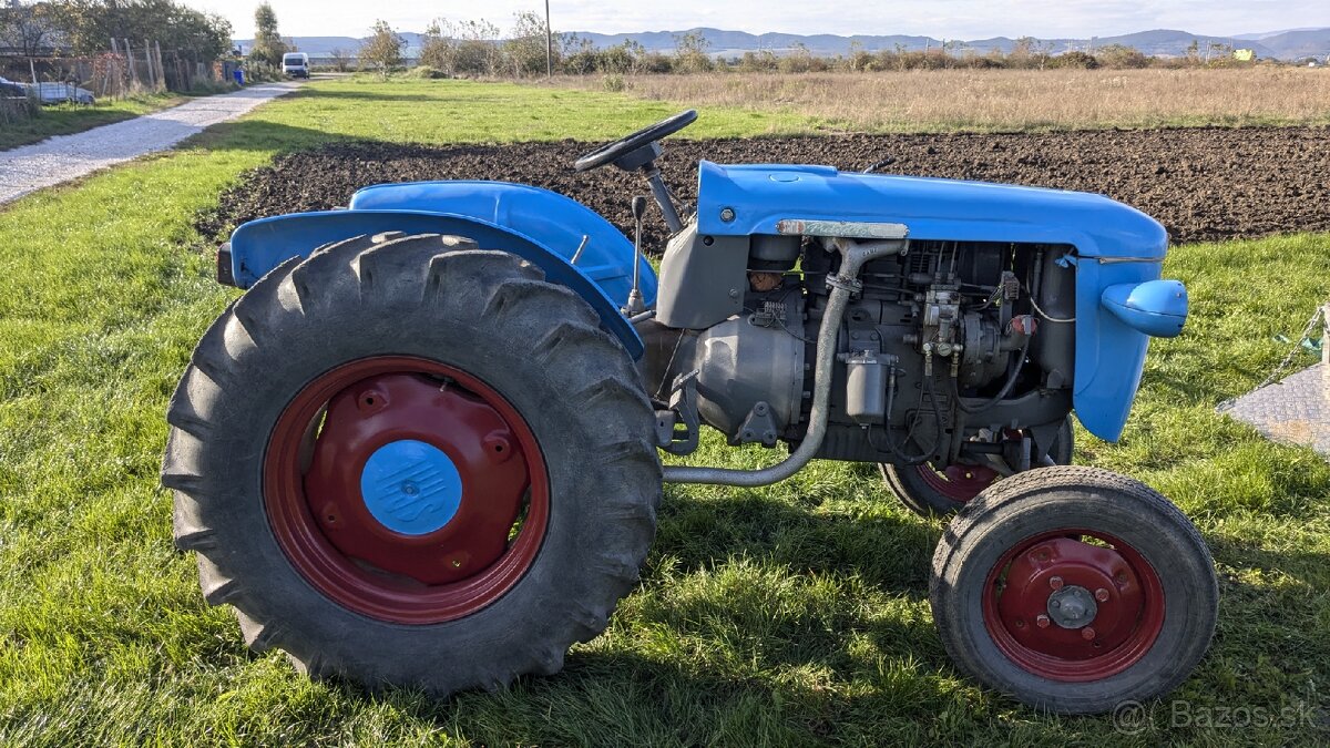 Predám traktor Same puledro - 2