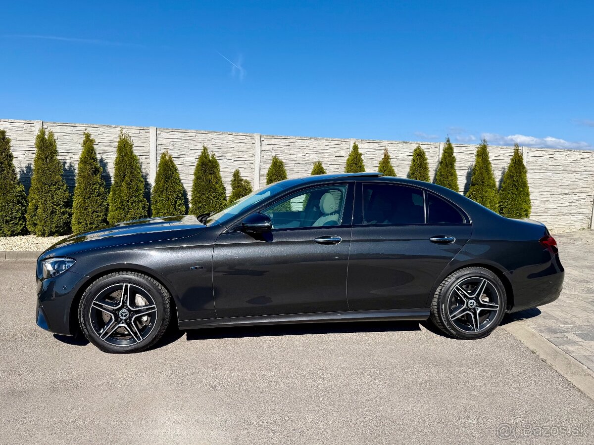 Mercedes-Benz E trieda E300e 4-Matic Avantgarde AMG DPH - 2