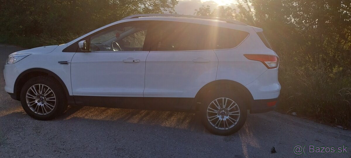Ford Kuga - automat - 2
