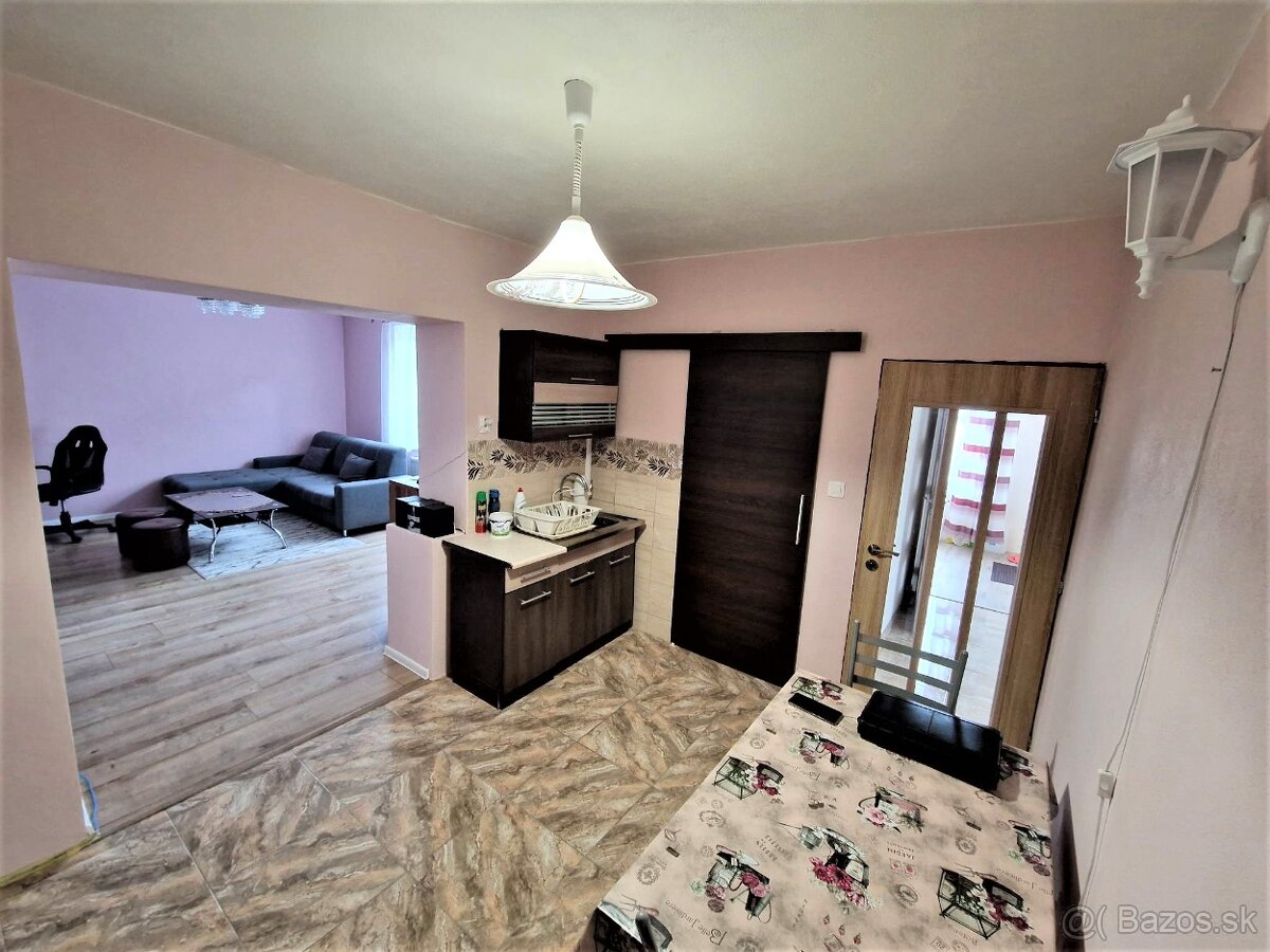 PREDAJ - 4/5 izbový RD (prístavba je Novostavba), Nová Stráž - 2