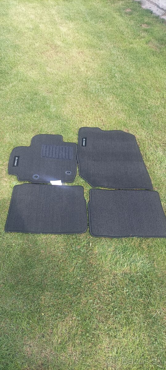 Koberce Suzuki S-CROSS - 2