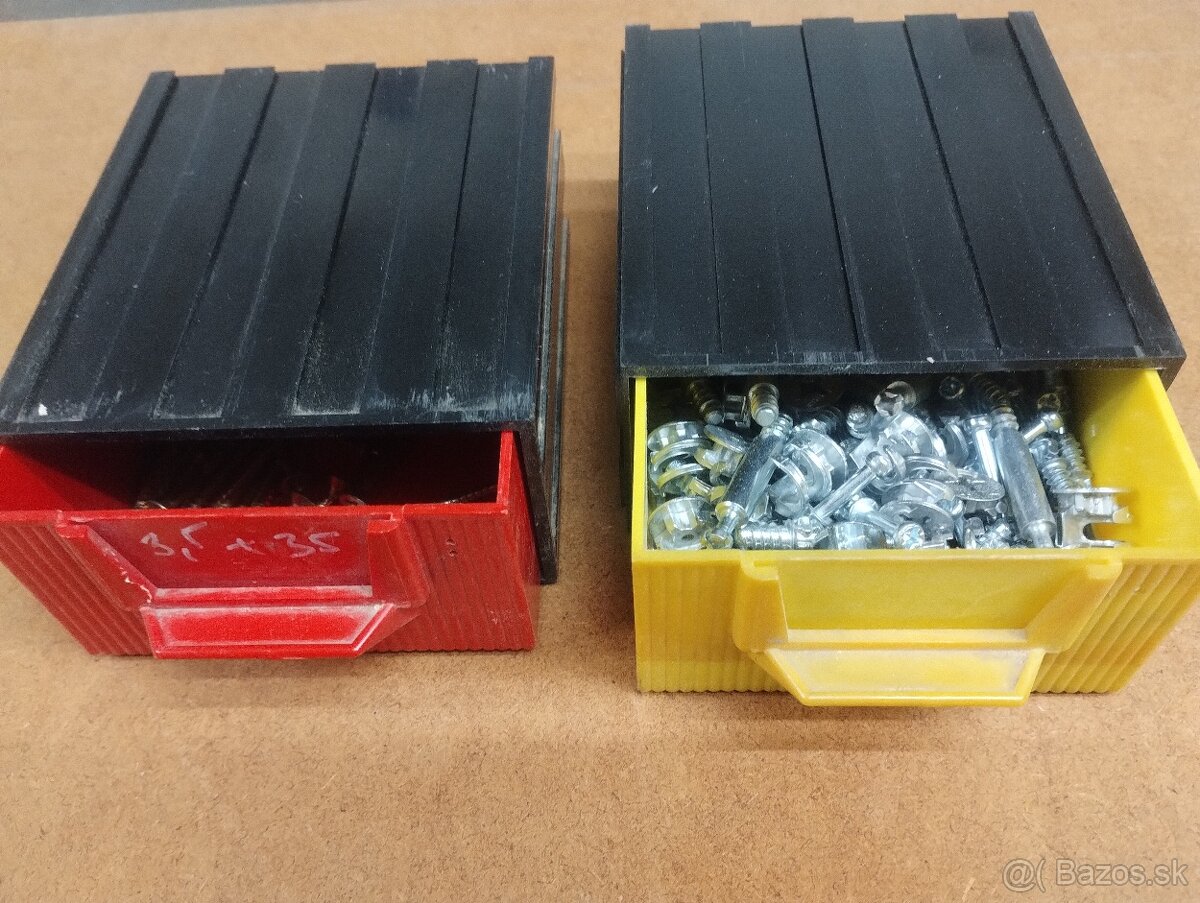 Plastové šupliky na drobne veci - 2