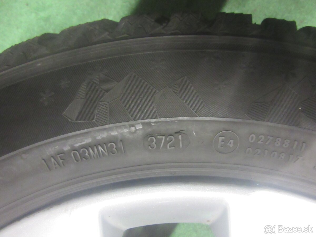 R16 Zimná sada Opel astra rozteč 5x105 205/60R16 semperit - 2