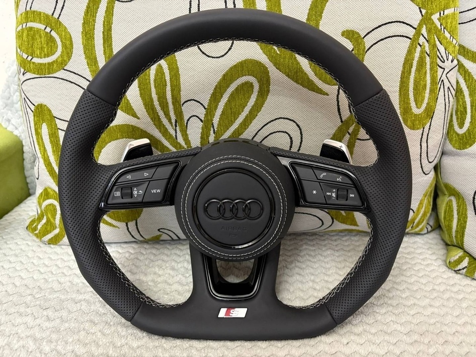 AUDI KOŽENÝ EXCLUSIVE VOLANT + AIRBAG + F1 PADLA BIELA NITKA - 2