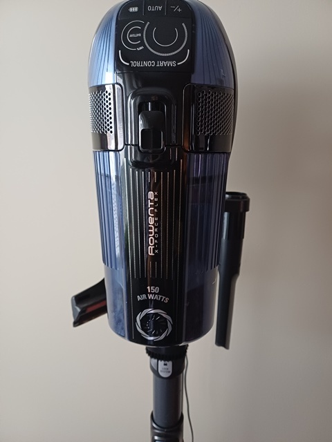 Tyčový vysávač Rowenta - 2