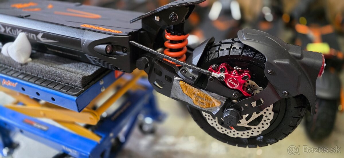 Kukirin G2 Master 6. 2025 s hydraulickými brzdami. - 2