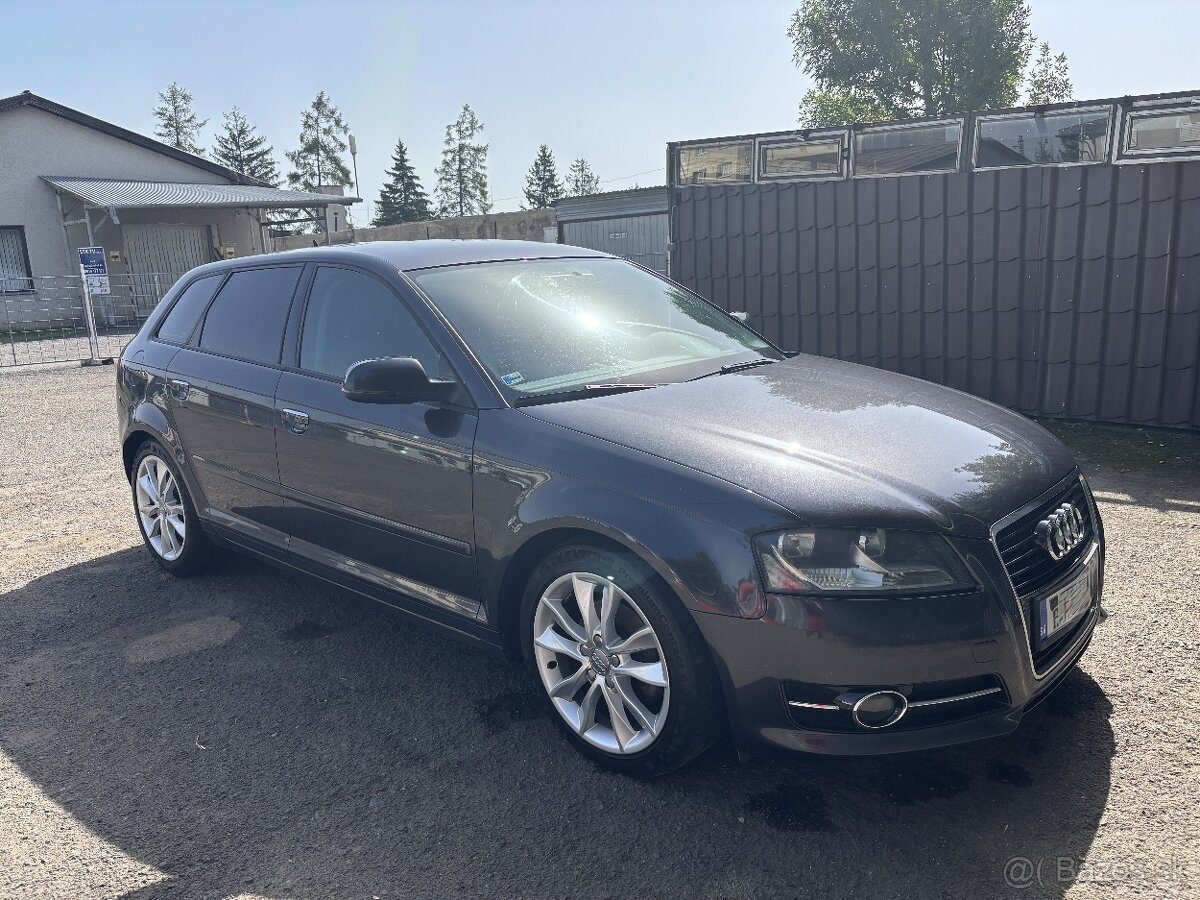 Predám Audi A3 Sportback 2.0 TDI r.v. 2012 / 103kW (140k) - 2
