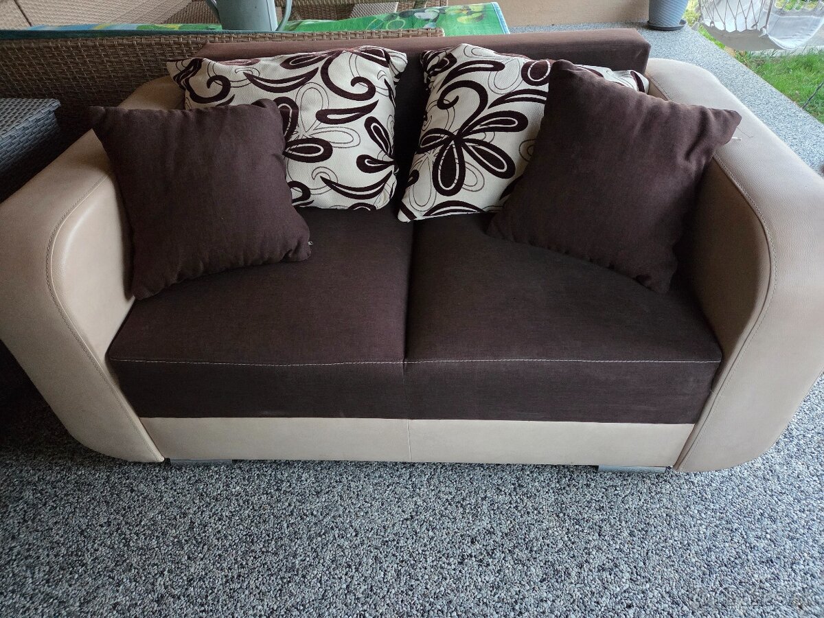 Predám dvojmiestnu pohovku - 2