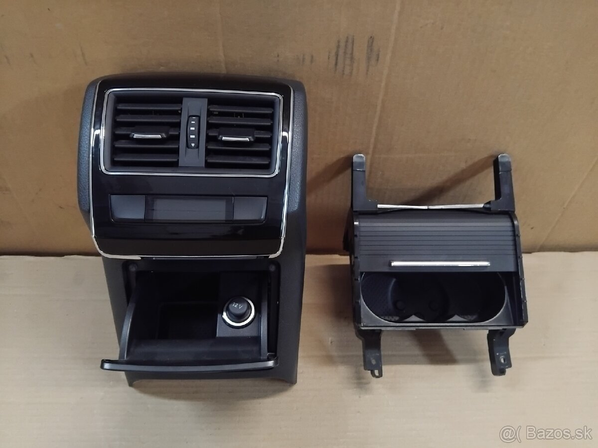 zadný displej, popolník Superb 3 - 2