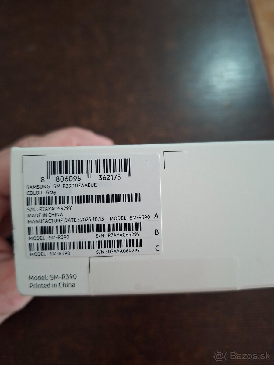 Samsung Galaxy Fit3 - 2