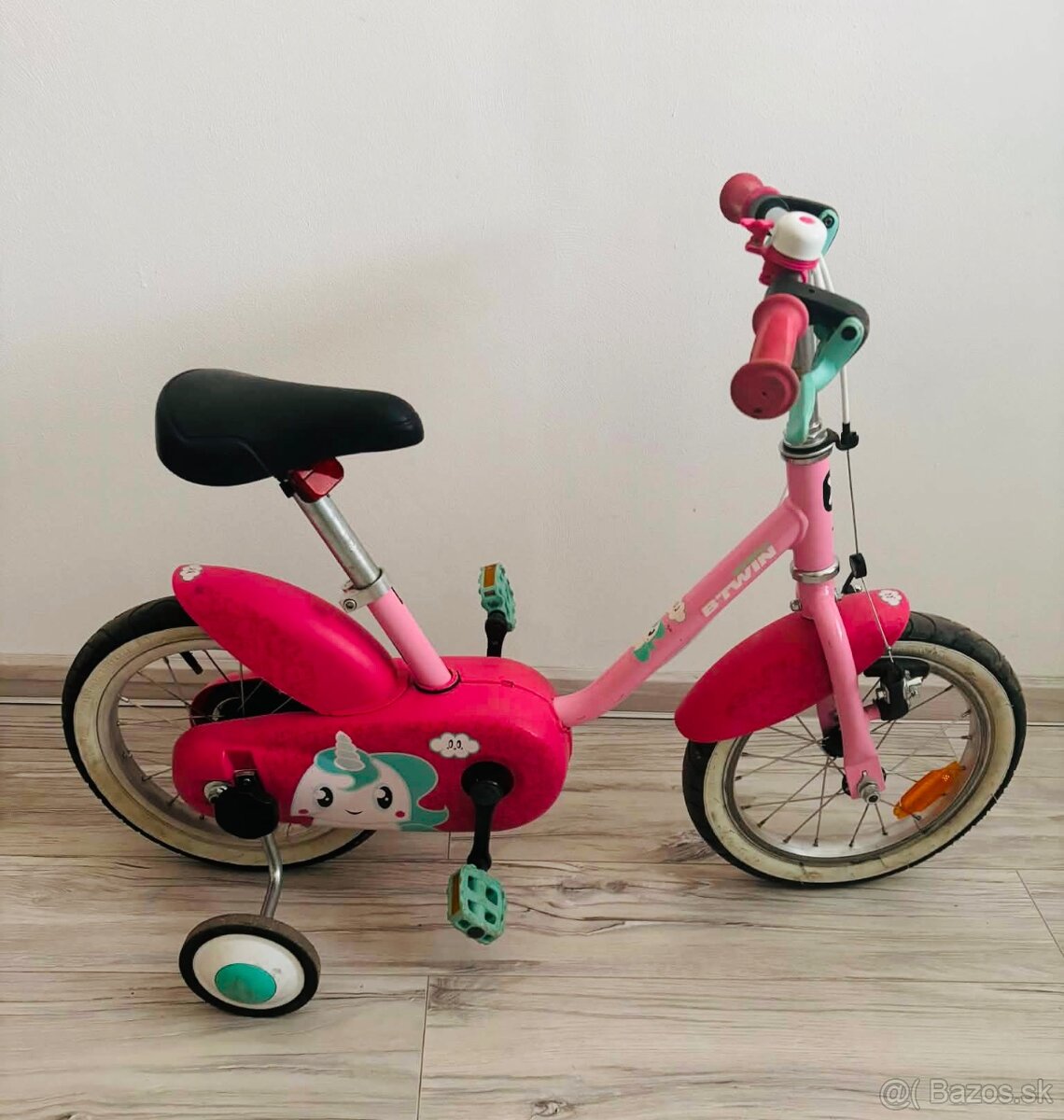 Bicykel s prilbou jednorožec - 2