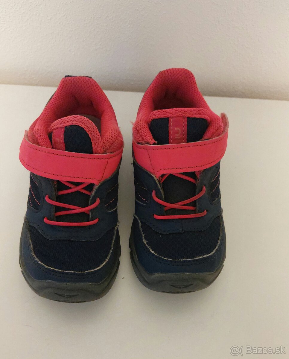 Dievcenske turisticke topanky vel.27 - 2