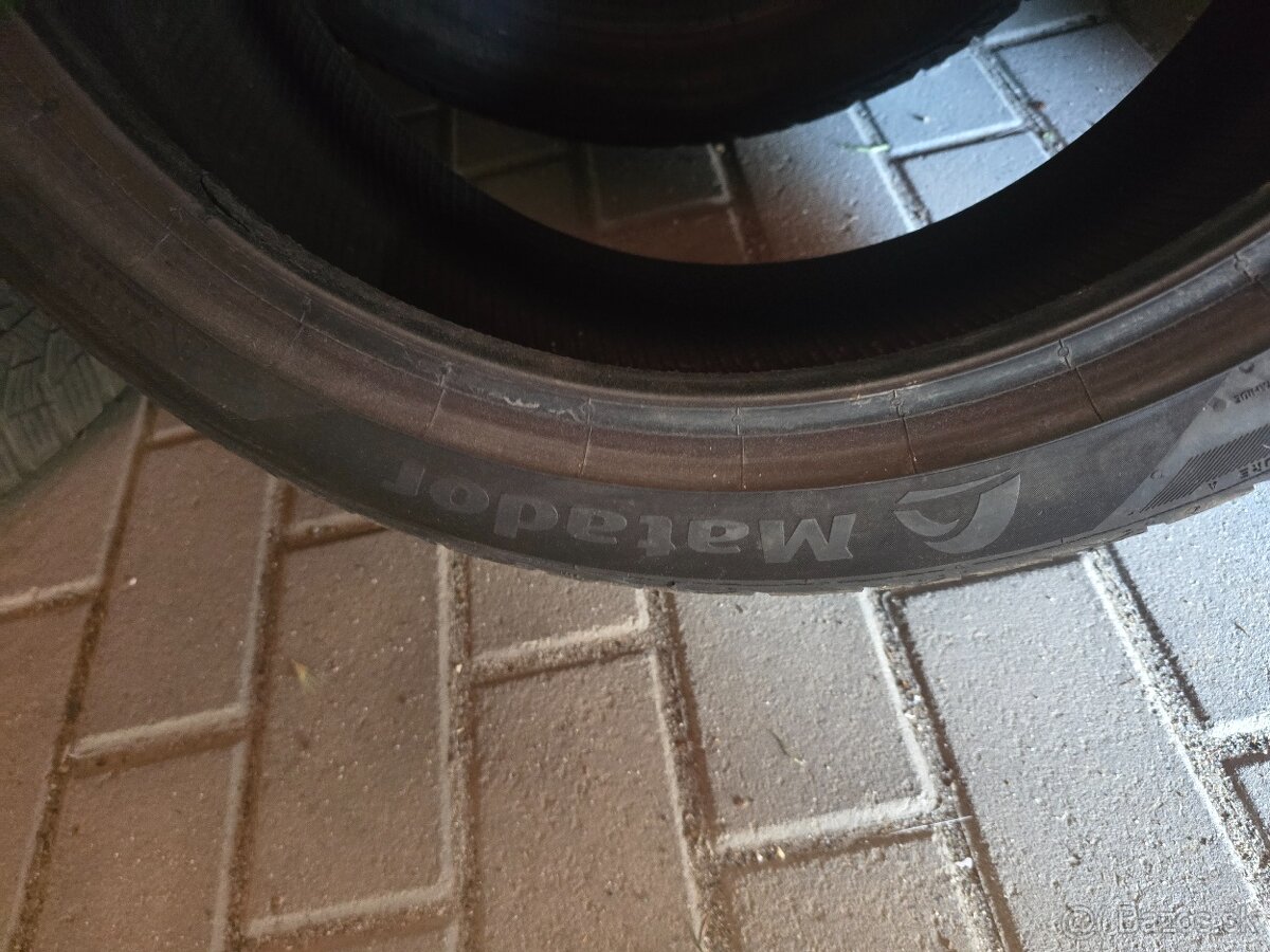 Matador 225/40 r18 - 2