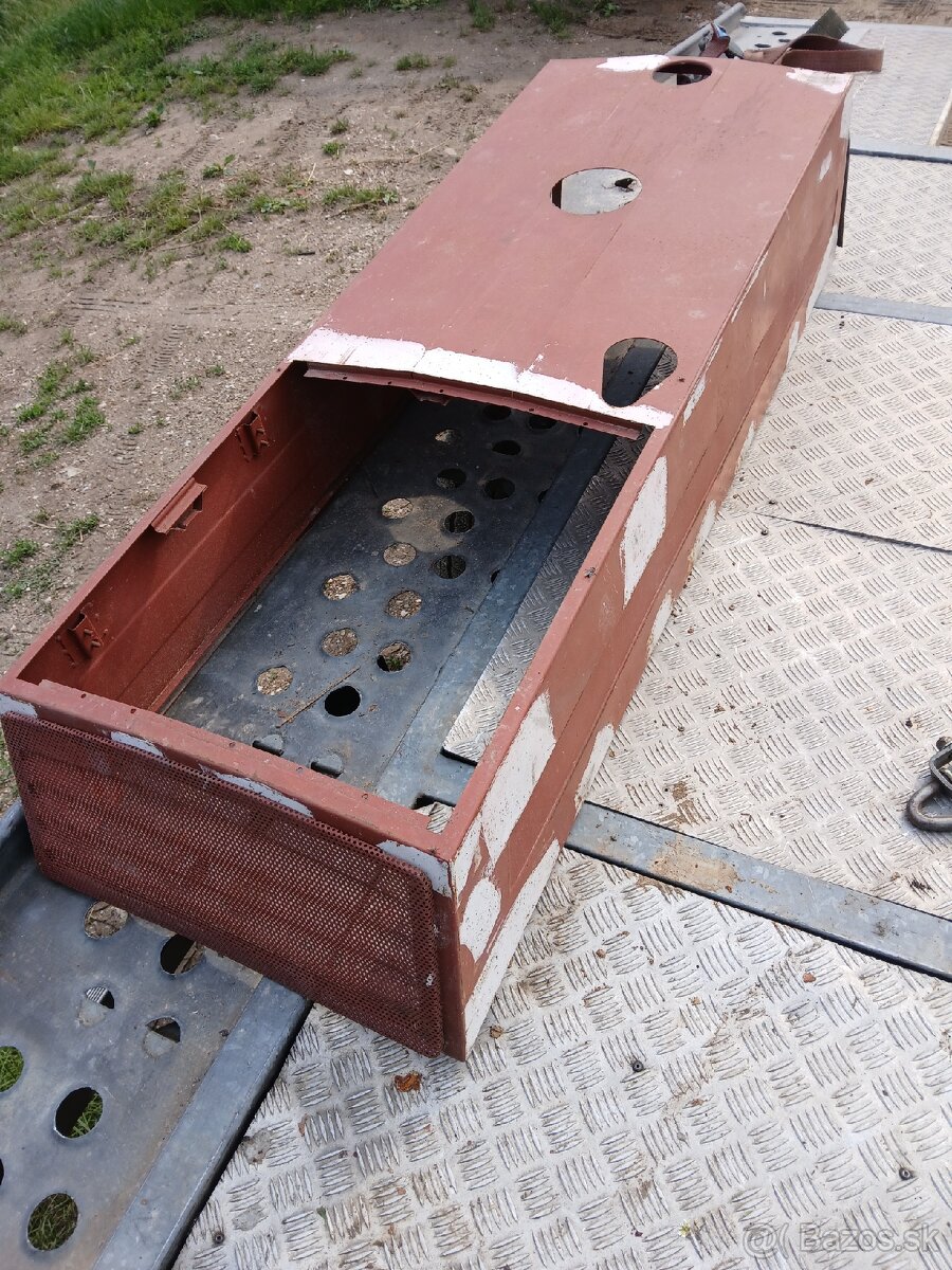 Kapota Zetor - 2