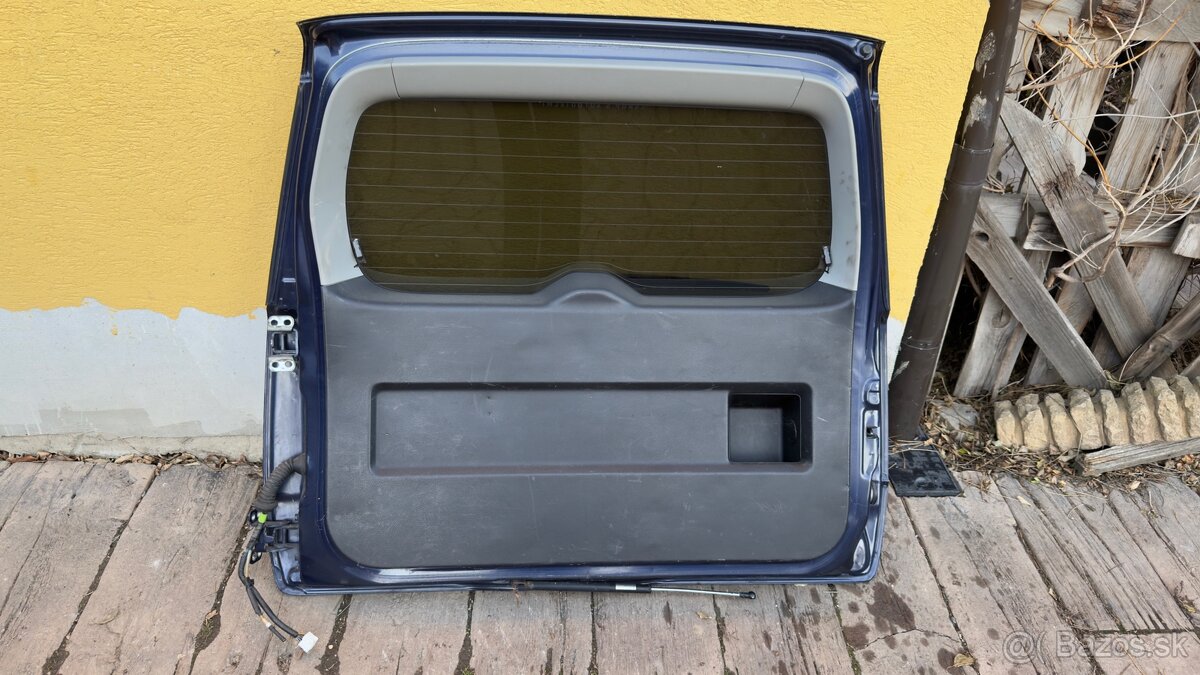 Kufrové zadné dvere SUZUKI Grand Vitara JT DDiS - 2
