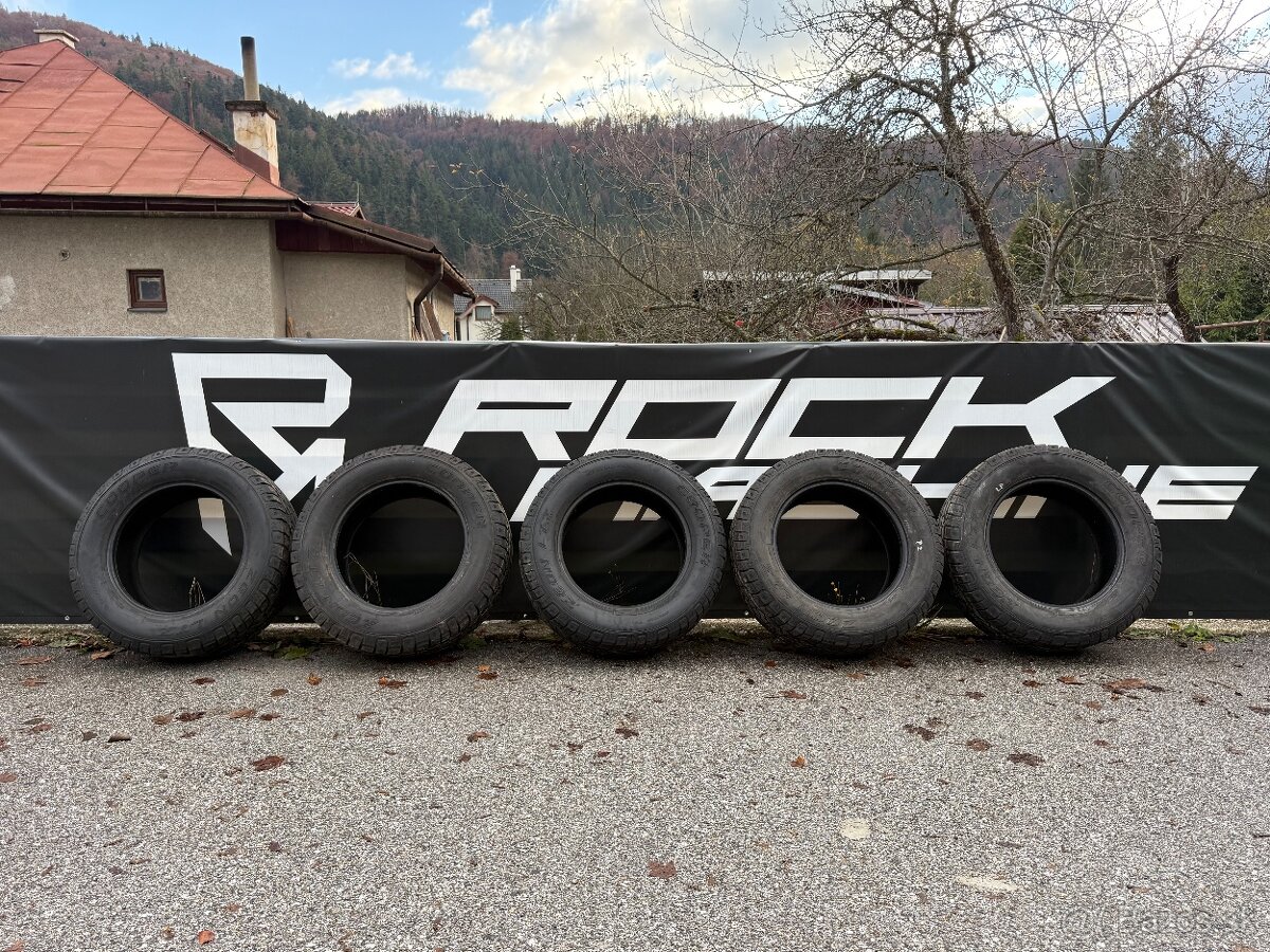 COOPER ZEON LTZ 275/65 r20 - 2