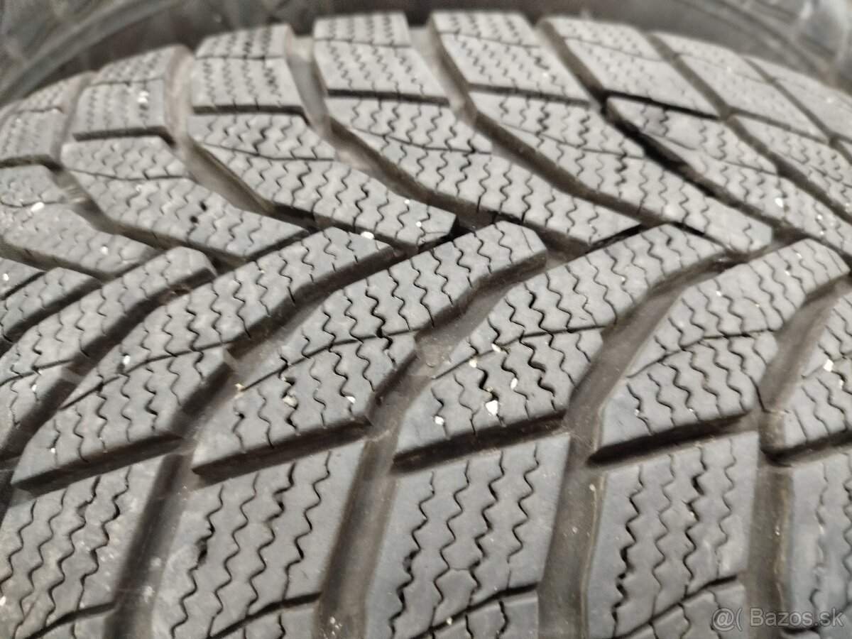 245/65 r17 nexen zimné suv - 2