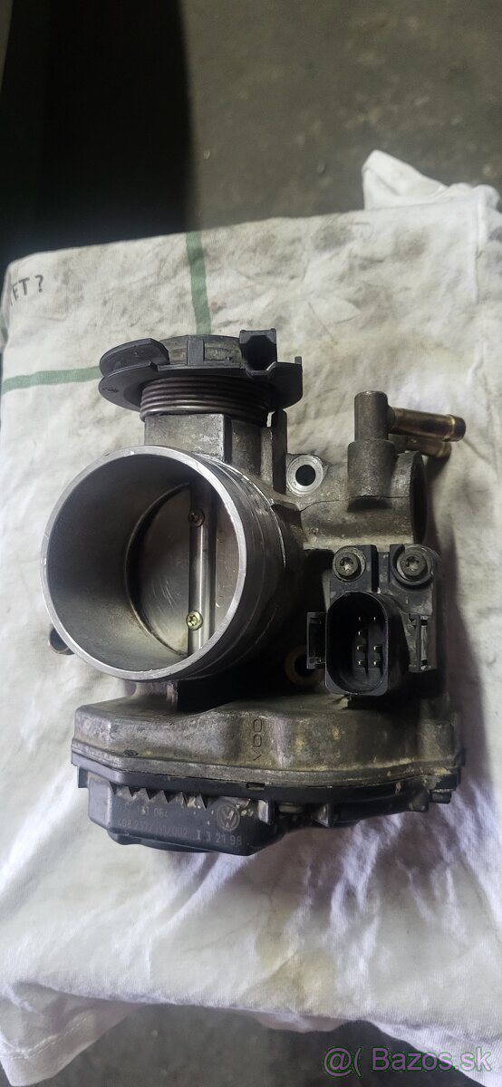 Škrtiaca klapka 2.0 GTI 85kw 2E - 2