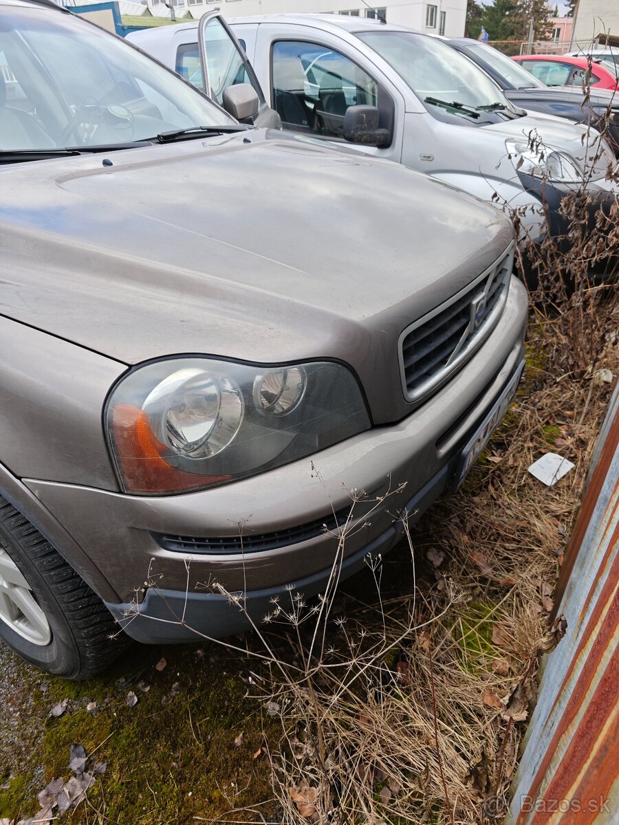 Volvo XC90 D5 AWD 136kw - 2