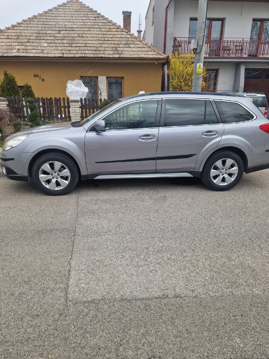 Subaru outback+ súbor náhradných dielov - 2