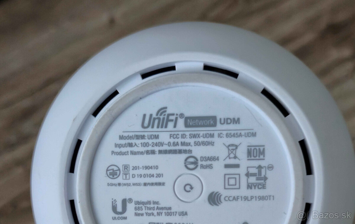 Ubiquiti UDM - 2