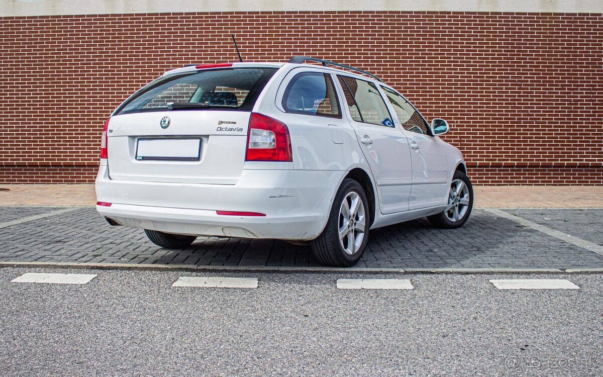 Škoda Octavia 1.6tdi 77kW 2012 - 2