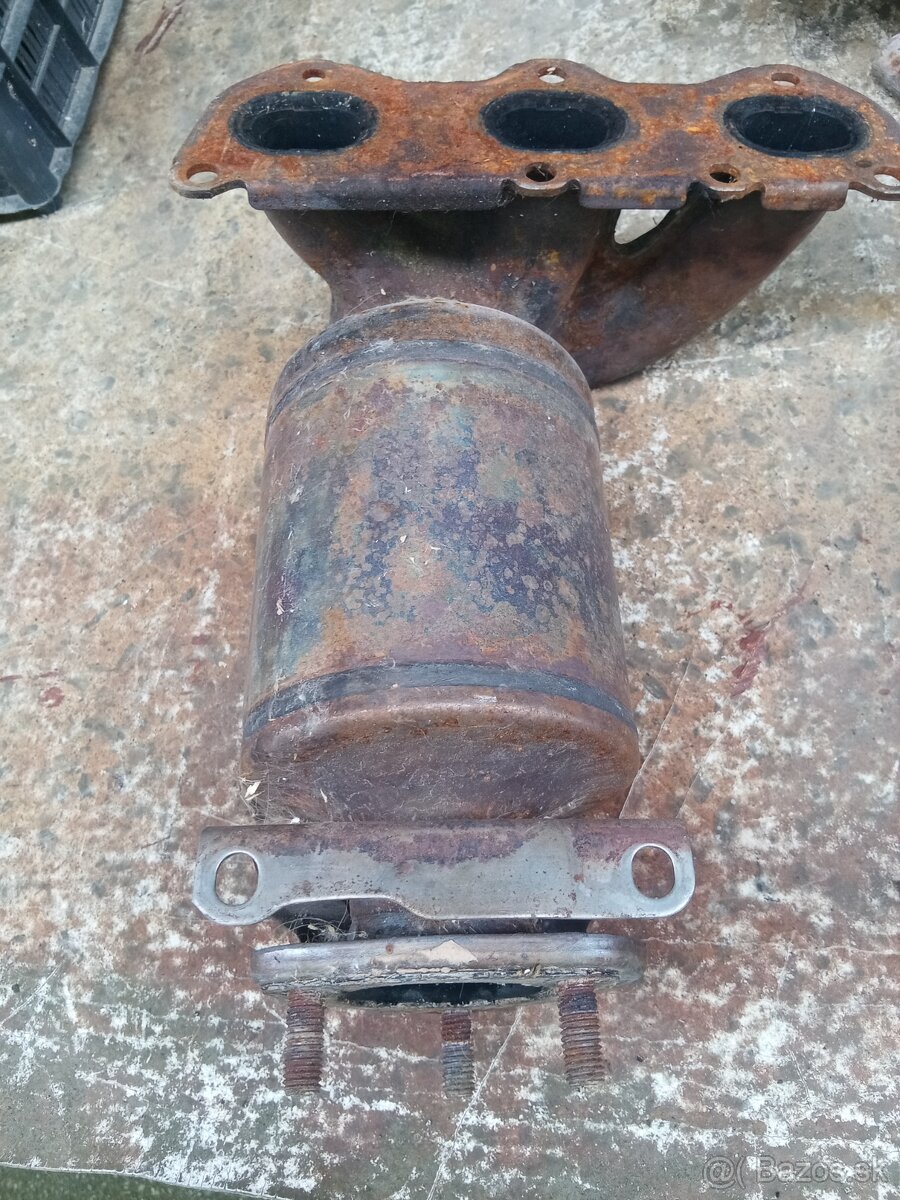 katalyzátor VW 1,2 HTP 12V 03E131701A - 2
