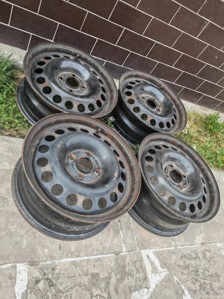 Predám 4 ks plechových diskov OPEL - 2