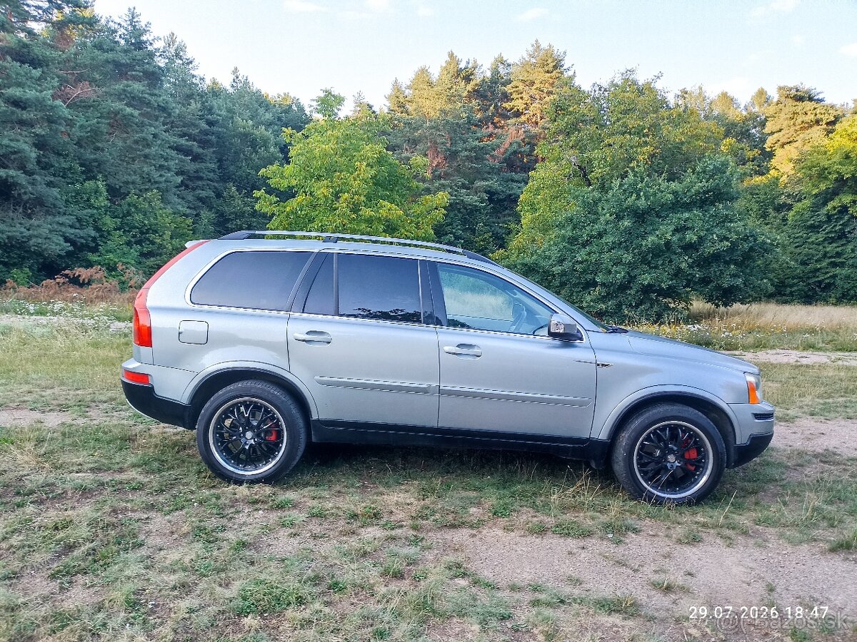 Volvo XC90 - 2