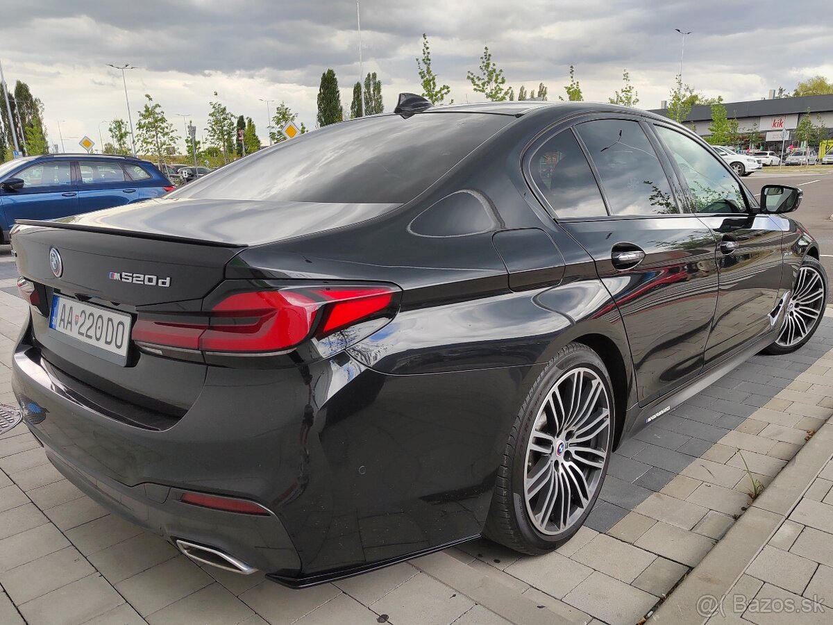 Deflektory BMW G30 F90 - 2