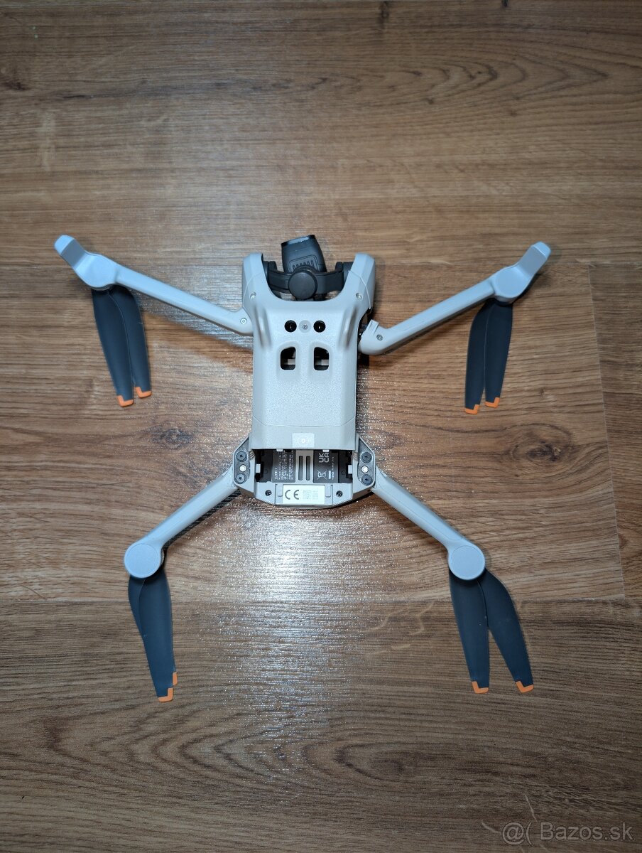 DJI Mini 3 – poškodeny 1 - 2