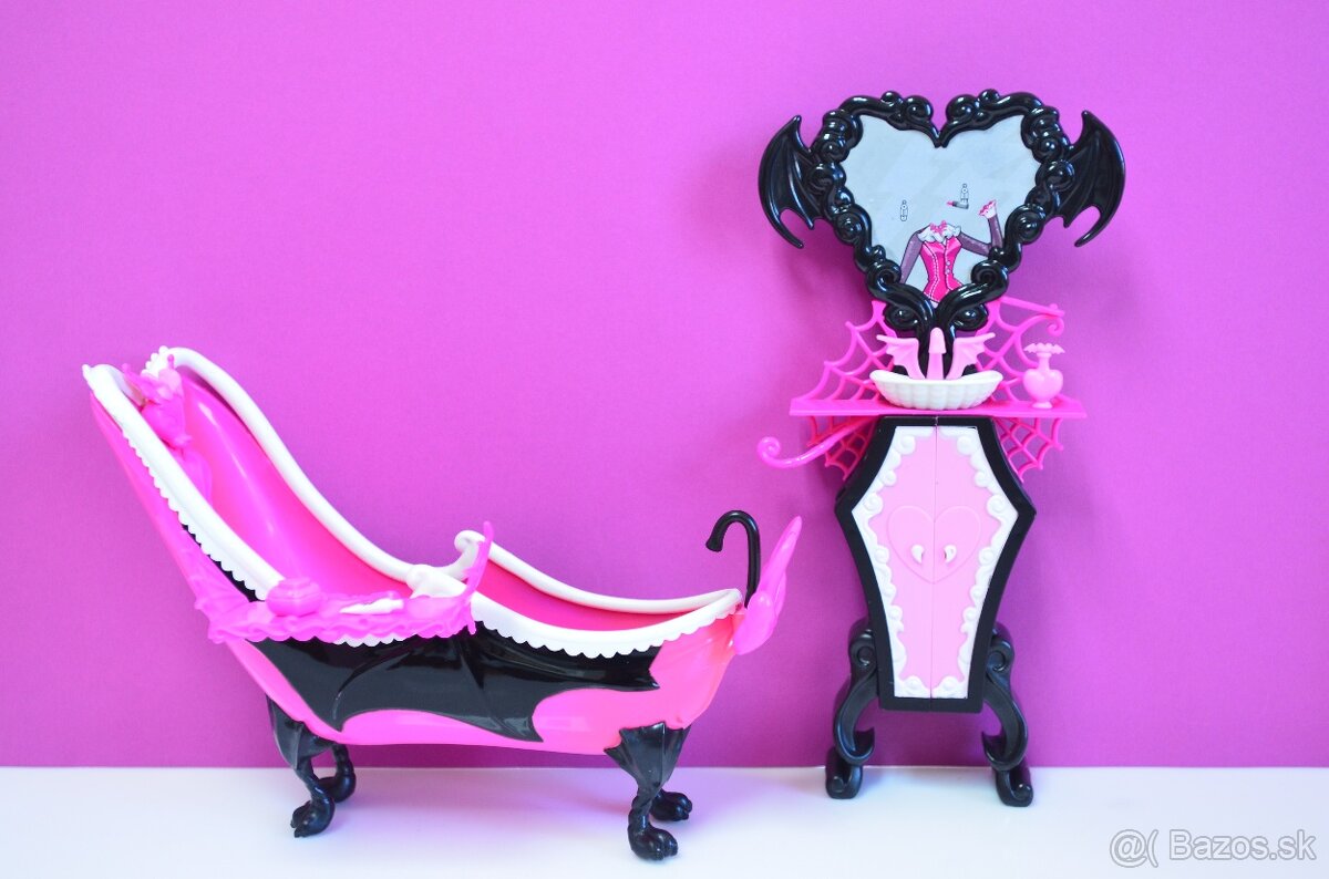 Monster High bábika create, Draculaura kúpeľňa - 2