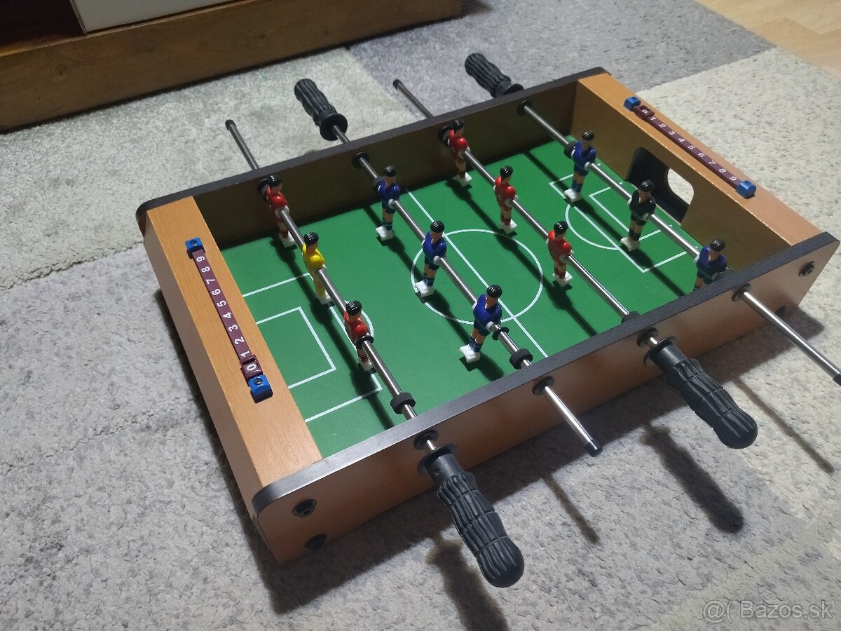 Predám plne funkčnú garáž a mini futbal. - 2