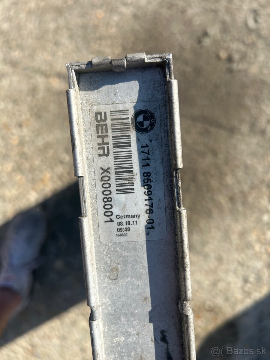 Chladič BMW f10 - 2