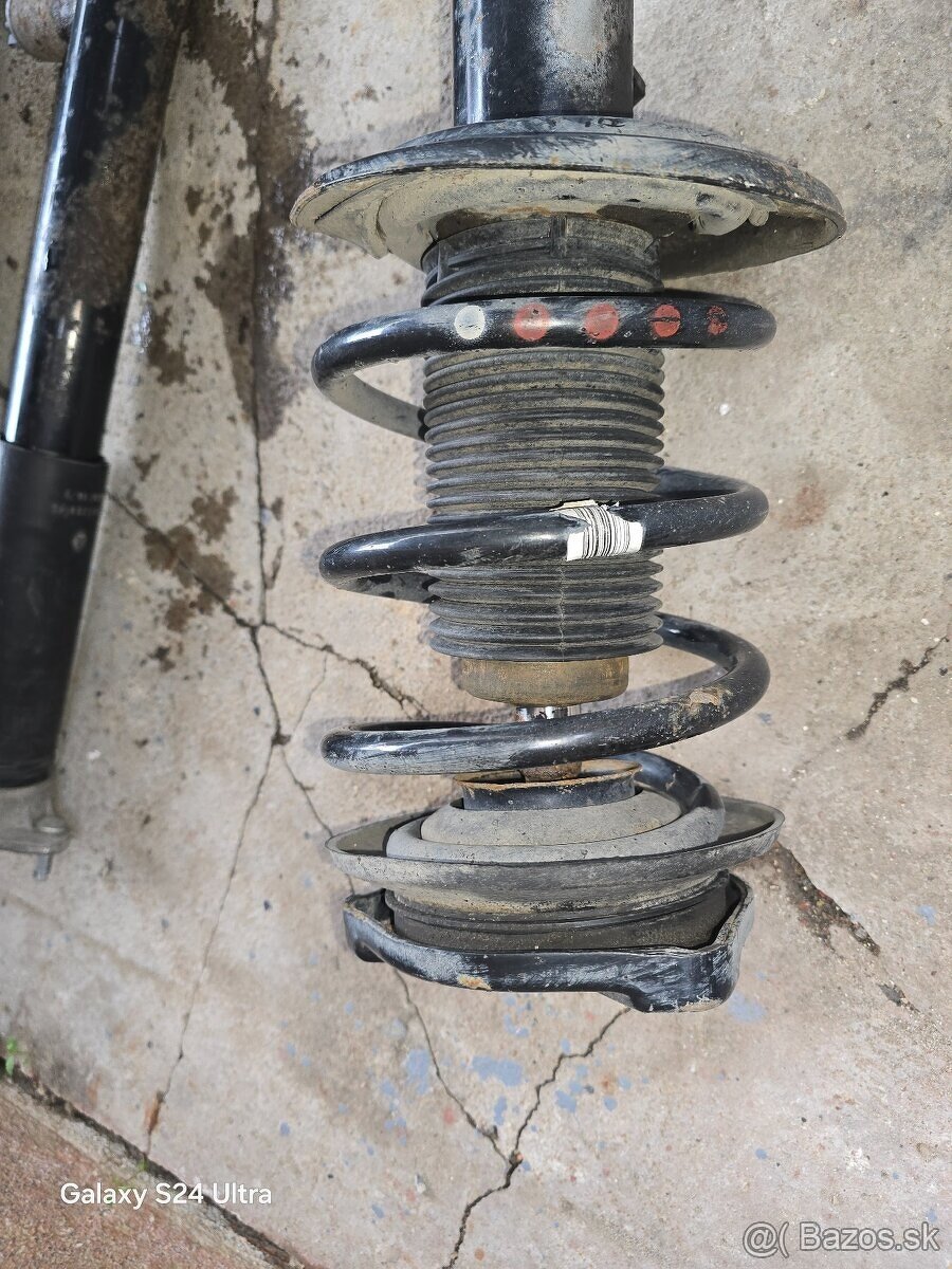 Predam adaptivne tlmice mercedes w204,c207 - 2