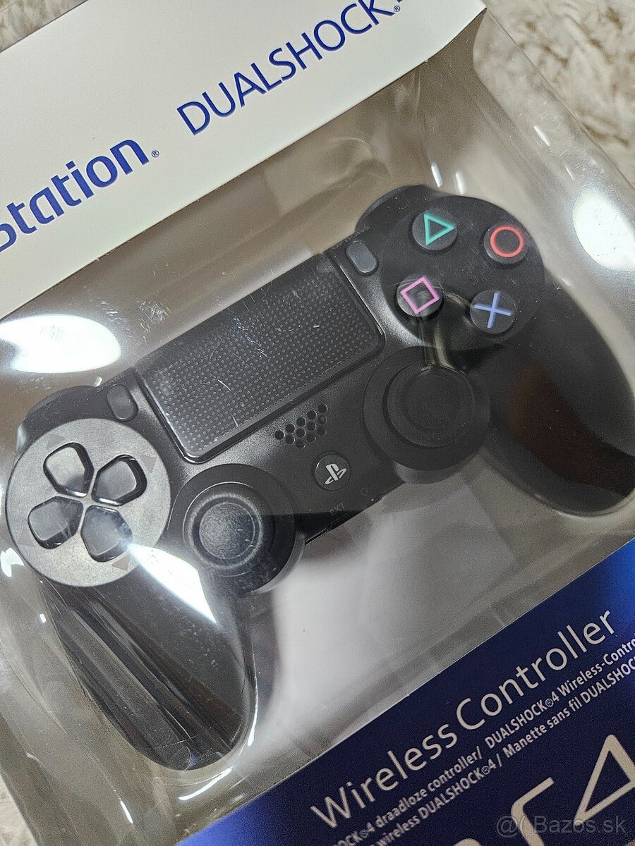 Ps4 dualshock novy zaplombovany v krabici - 2