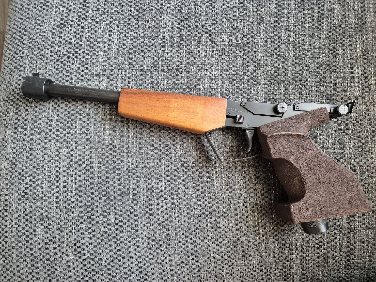 Vzduchová pištoľ TAU7 - 2