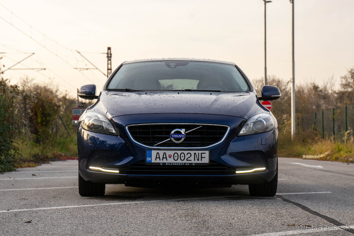 Volvo V40, 2015, automat - 2