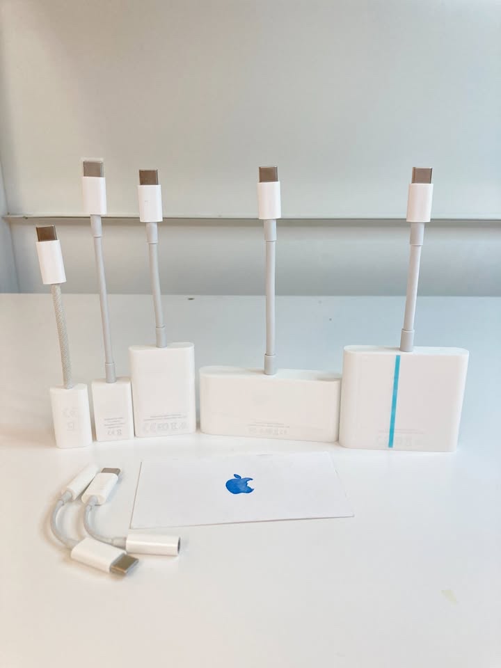  Originál APPLE redukcie / adaptéry USB-C to USB,HDMI,VGA, - 2